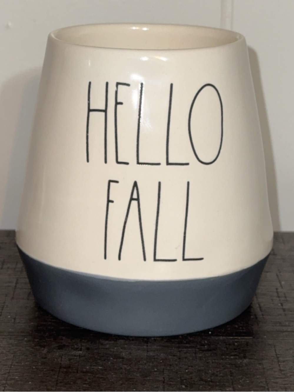 NWT Rae Dunn Hello Fall Ceramic Scented Candle Sea Salted Pumpkin 16.8oz acorn